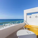 Playa Delphin 303
