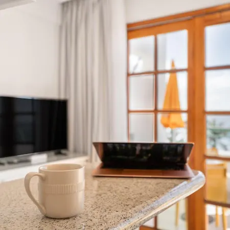 Apartamento Playa Delphin 303 *